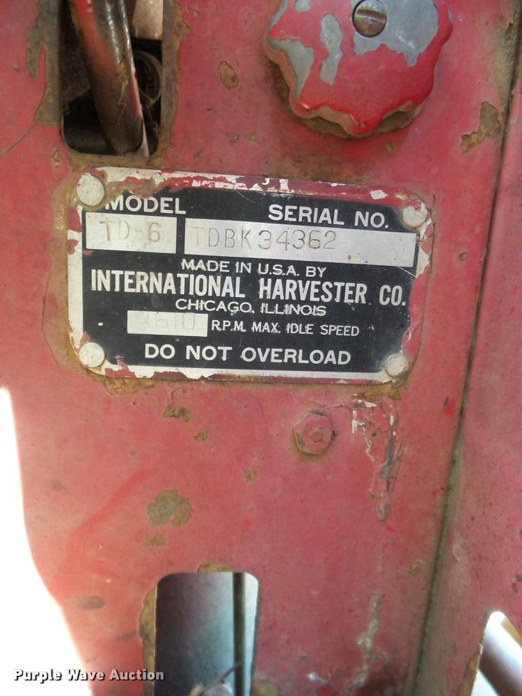 image for item BS9429 International Drott TD6 track loader