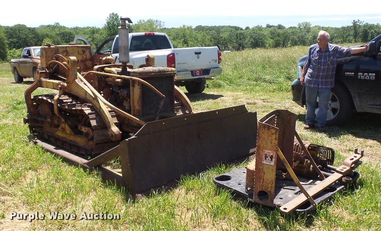 image for item BS9432 International TD6 dozer