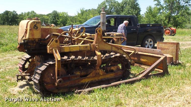 image for item BS9432 International TD6 dozer