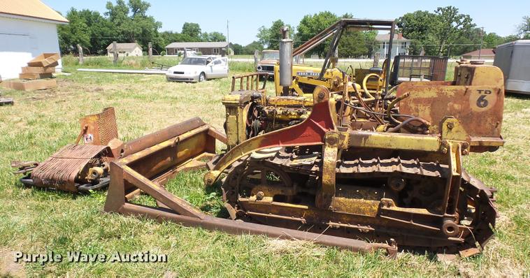 image for item BS9432 International TD6 dozer