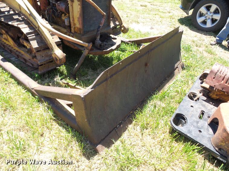 image for item BS9432 International TD6 dozer