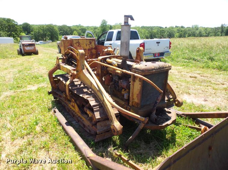 image for item BS9432 International TD6 dozer