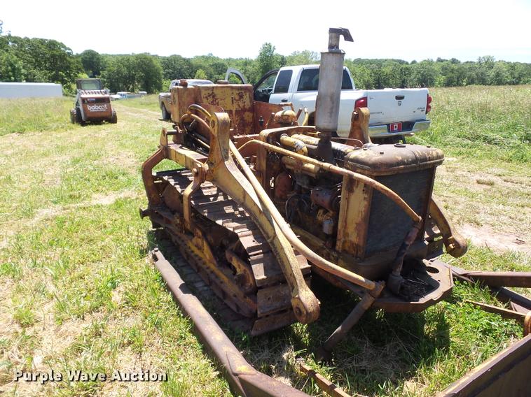 image for item BS9432 International TD6 dozer