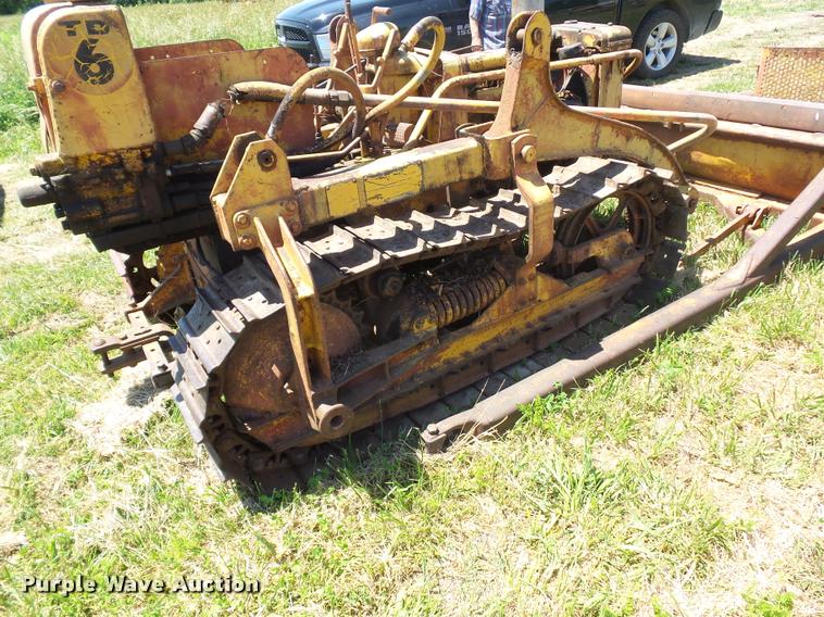 image for item BS9432 International TD6 dozer