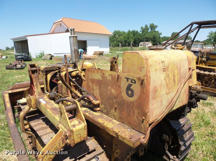 image for item BS9432 International TD6 dozer