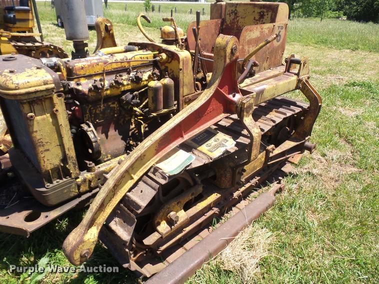 image for item BS9432 International TD6 dozer