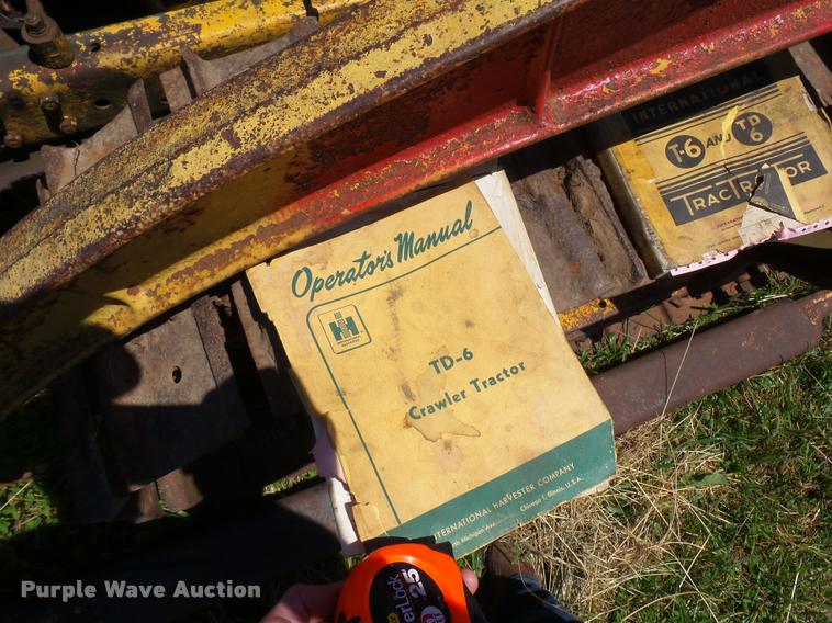 image for item BS9432 International TD6 dozer