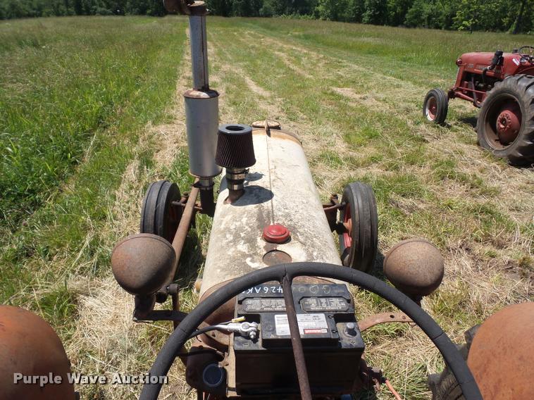 image for item BS9434 Case tractor