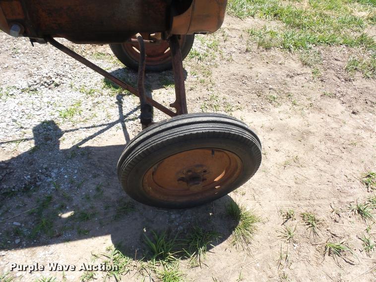 image for item BS9437 Allis Chalmers B tractor