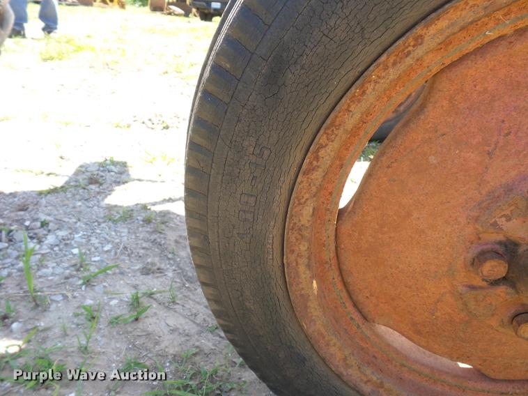 image for item BS9437 Allis Chalmers B tractor