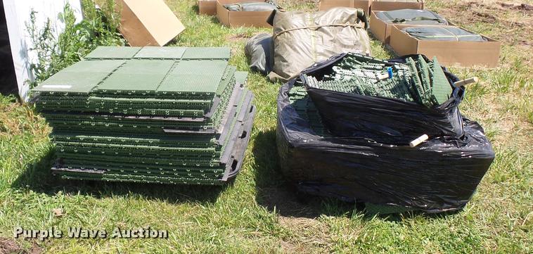 image for item BS9438 Snap together flooring