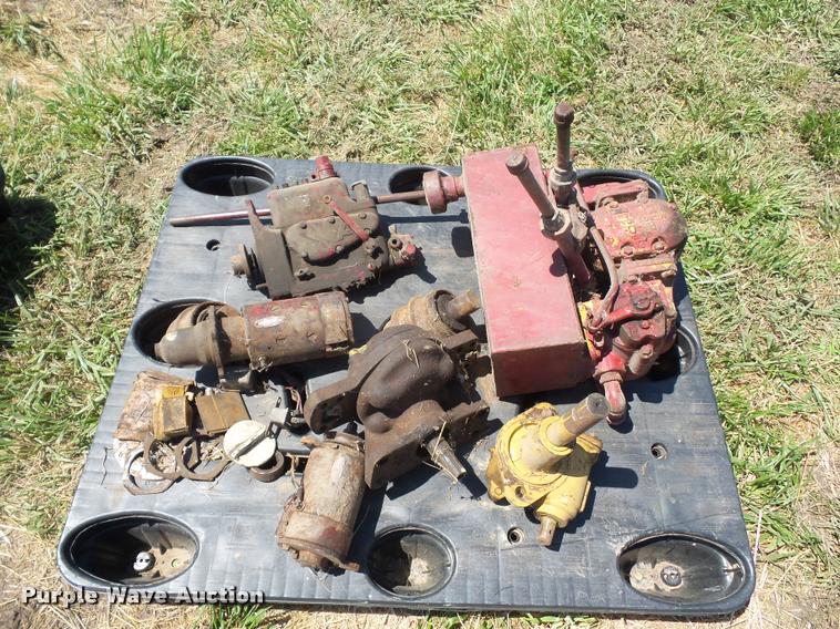 image for item BS9442 International TD6 parts