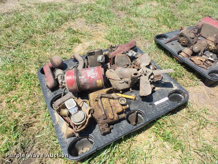 image for item BS9442 International TD6 parts