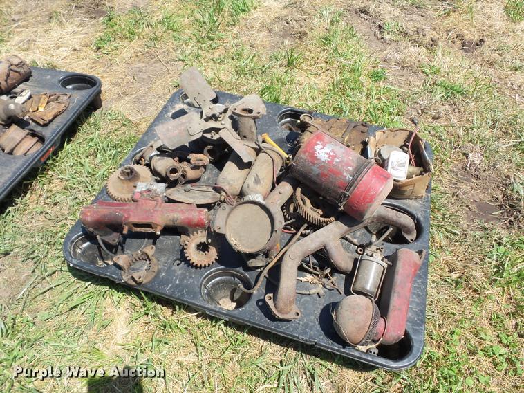 image for item BS9442 International TD6 parts