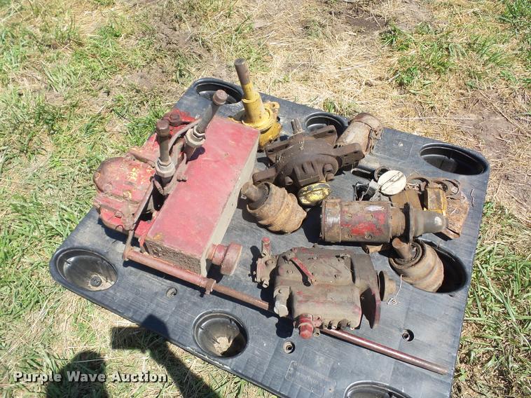 image for item BS9442 International TD6 parts