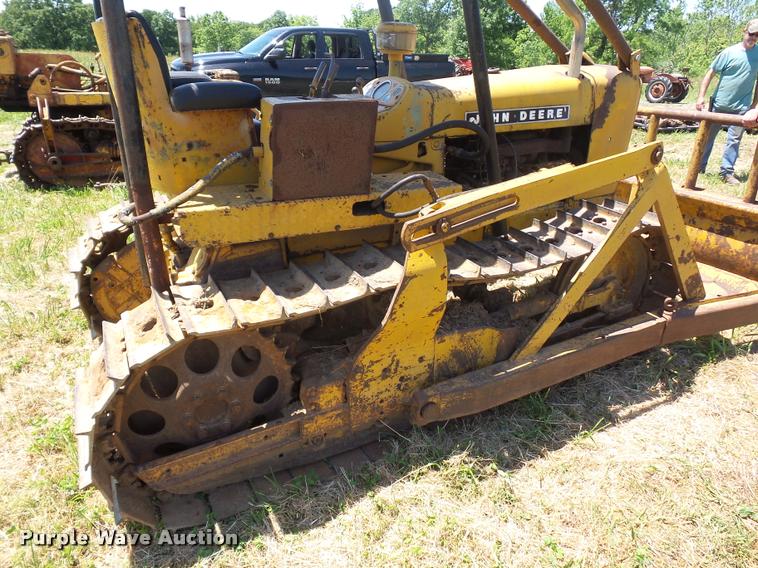 image for item BS9444 John Deere 2010 dozer