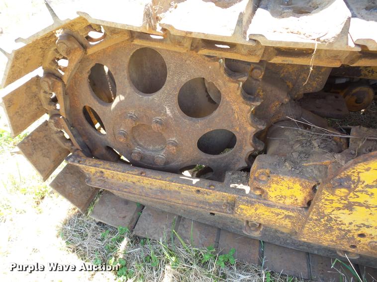 image for item BS9444 John Deere 2010 dozer