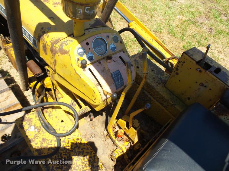 image for item BS9444 John Deere 2010 dozer