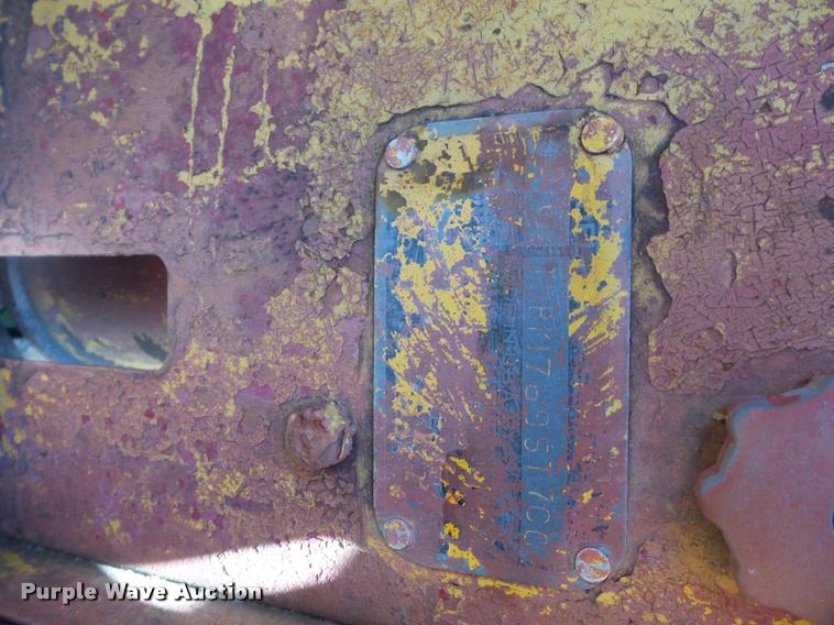 image for item BS9444 John Deere 2010 dozer