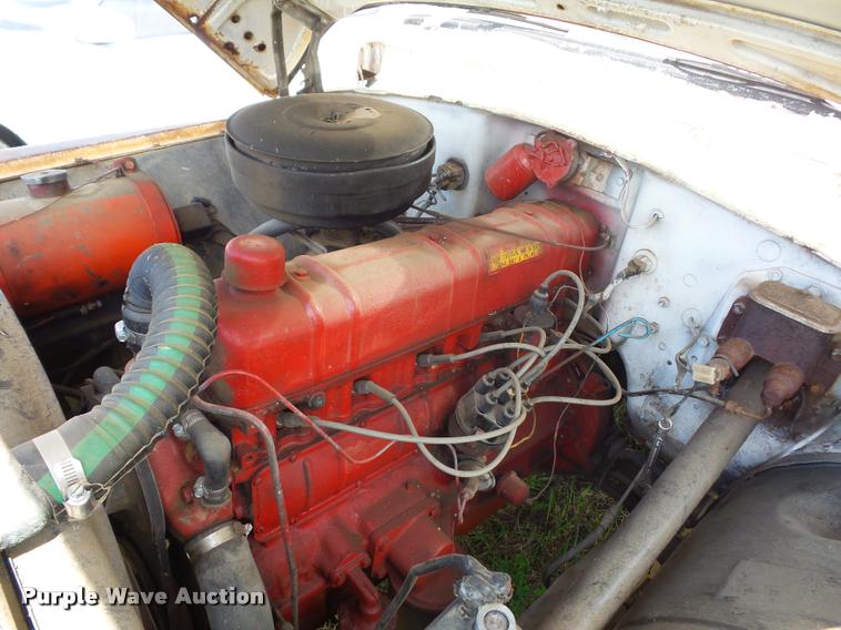 image for item BS9446 1964 International pickup truck