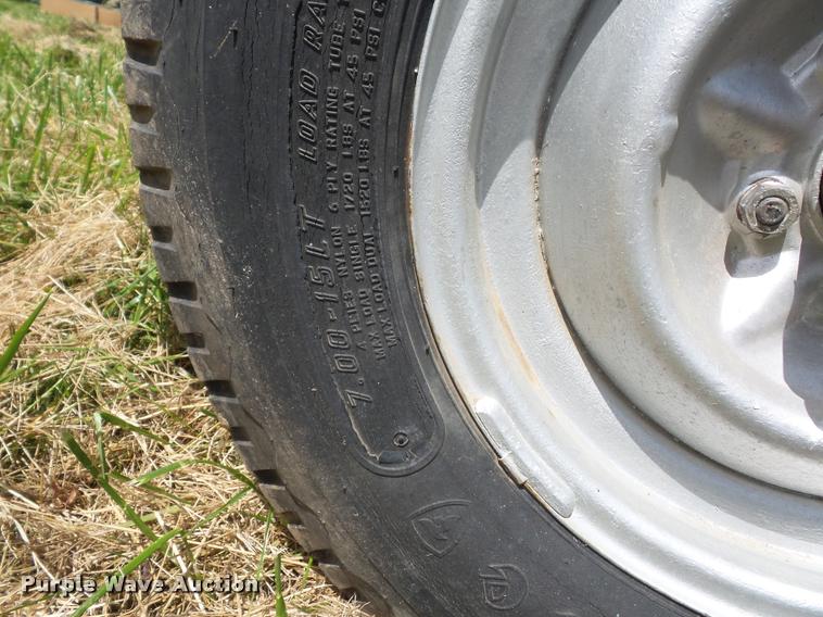 image for item BS9446 1964 International pickup truck