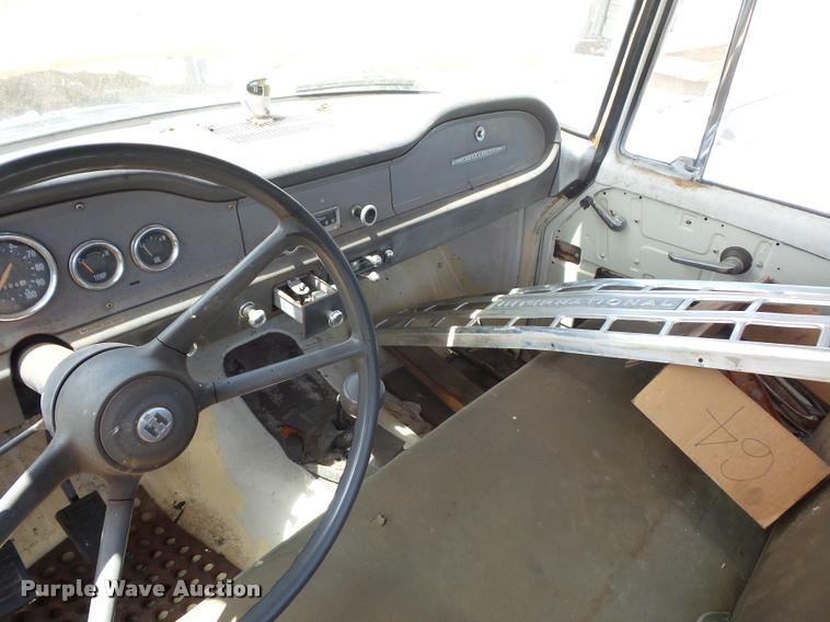image for item BS9446 1964 International pickup truck