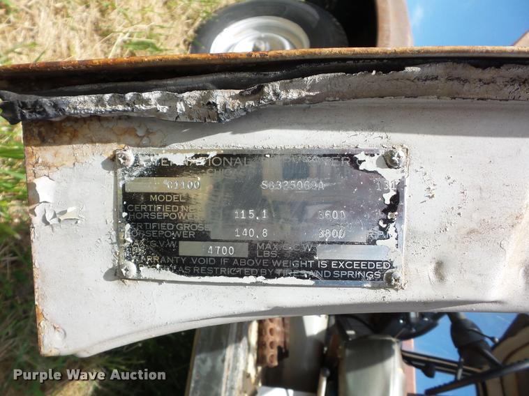 image for item BS9446 1964 International pickup truck