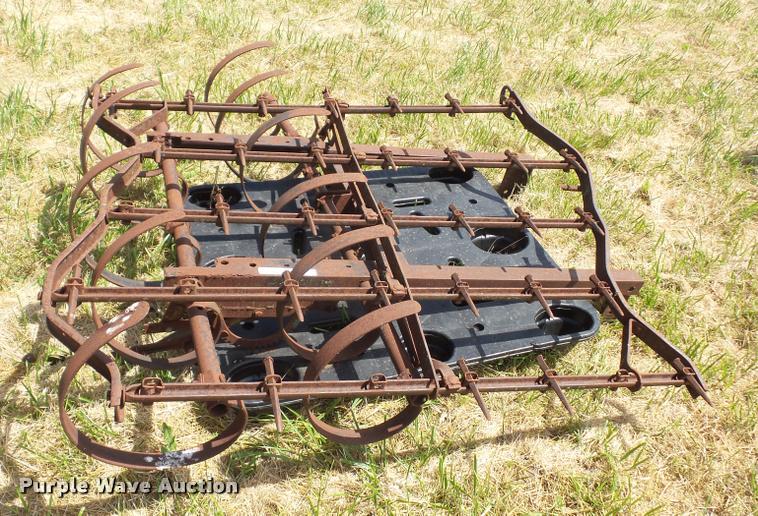 image for item BS9449 Allis Chalmers B implements