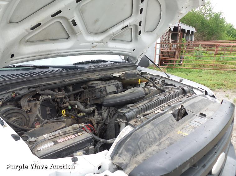 image for item BS9483 2005 Ford F250 Super Duty SuperCab pickup truck