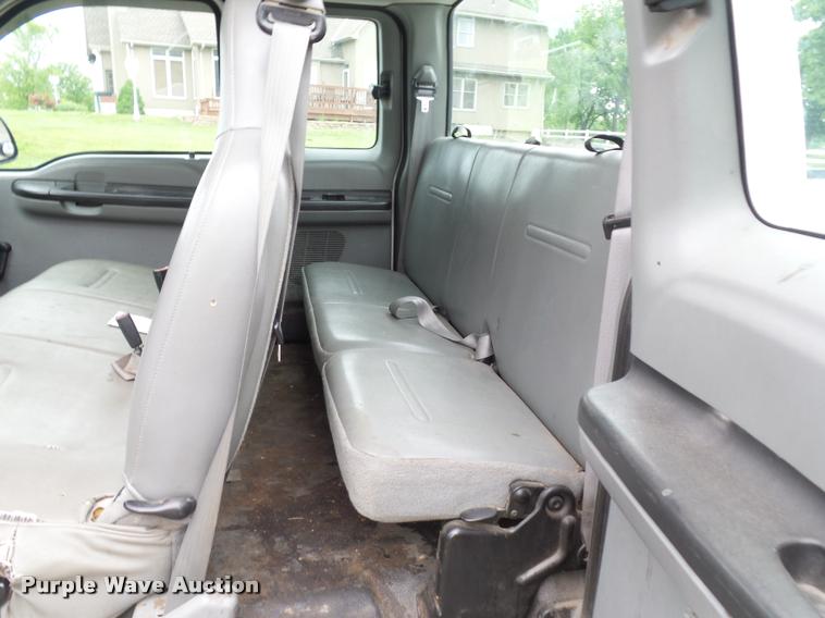 image for item BS9483 2005 Ford F250 Super Duty SuperCab pickup truck