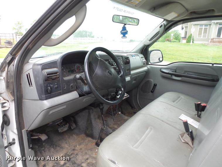 image for item BS9483 2005 Ford F250 Super Duty SuperCab pickup truck