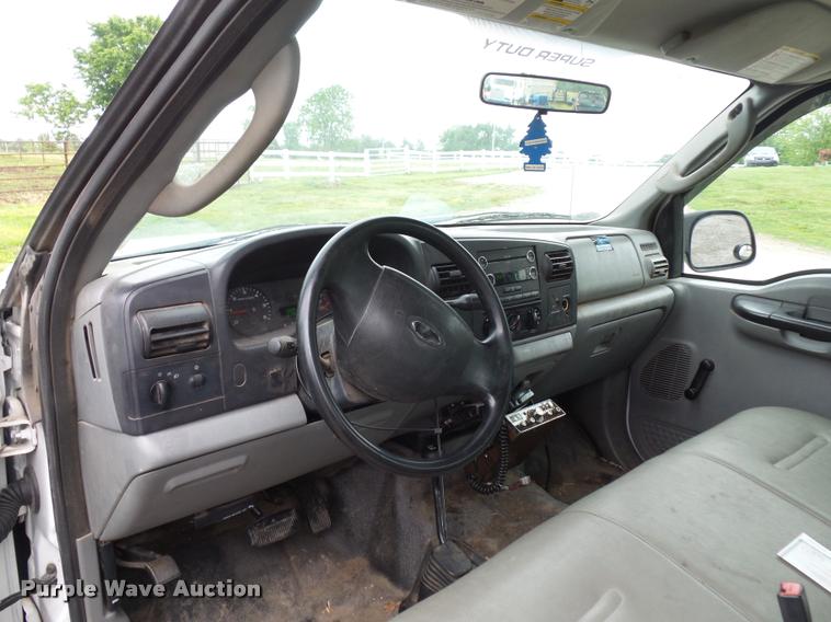 image for item BS9483 2005 Ford F250 Super Duty SuperCab pickup truck