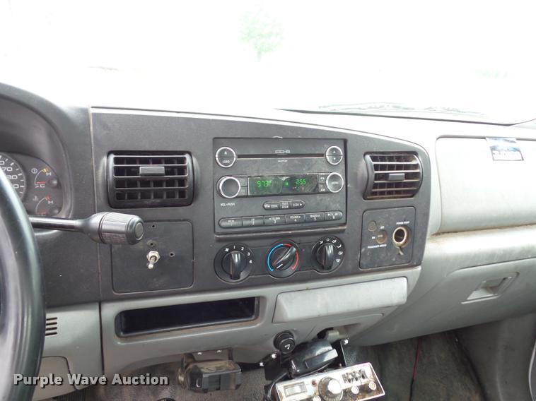 image for item BS9483 2005 Ford F250 Super Duty SuperCab pickup truck