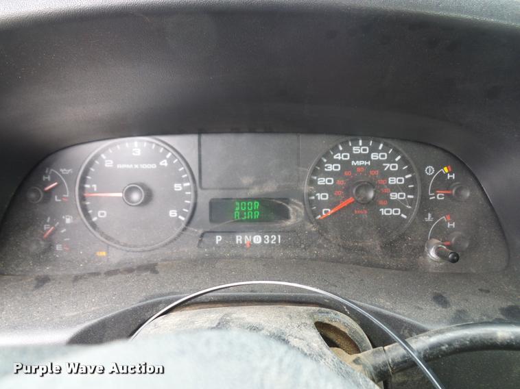 image for item BS9483 2005 Ford F250 Super Duty SuperCab pickup truck