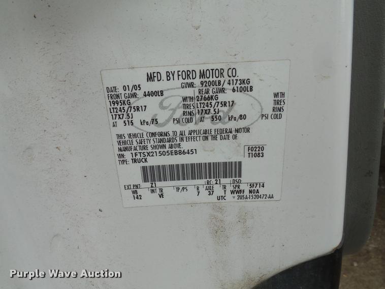 image for item BS9483 2005 Ford F250 Super Duty SuperCab pickup truck