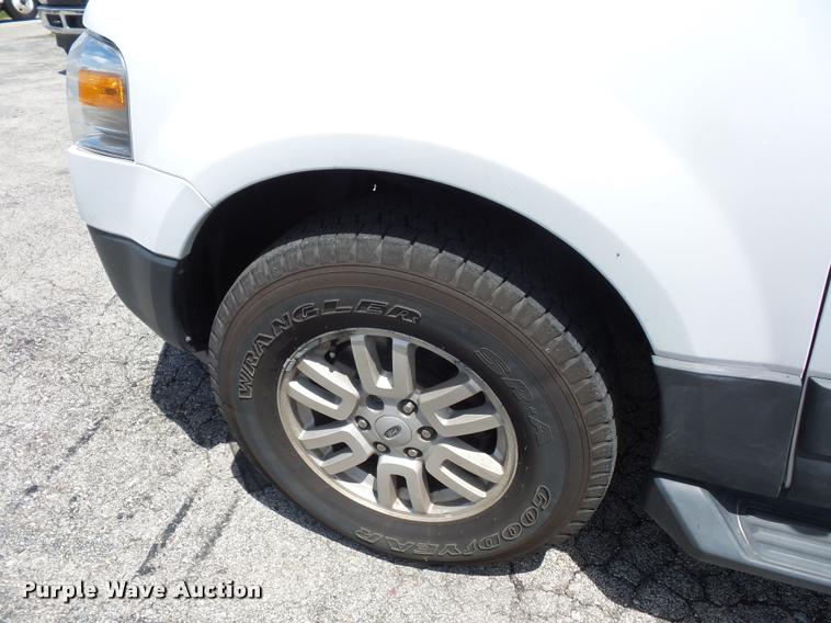 image for item BS9484 2011 Ford Expedition SUV