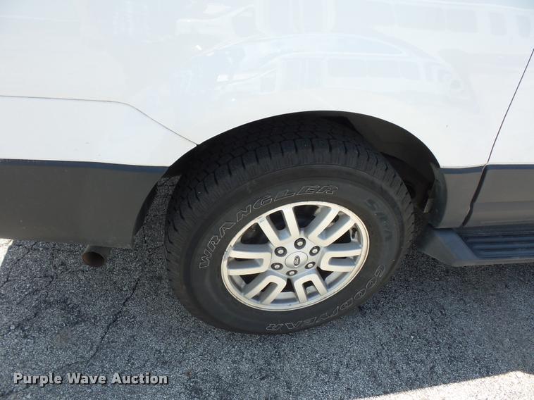 image for item BS9484 2011 Ford Expedition SUV