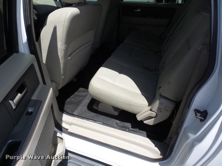 image for item BS9484 2011 Ford Expedition SUV