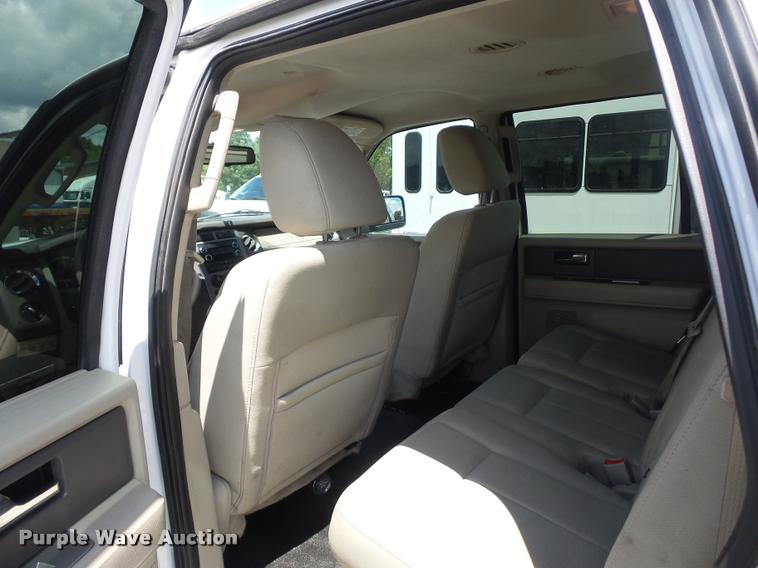 image for item BS9484 2011 Ford Expedition SUV