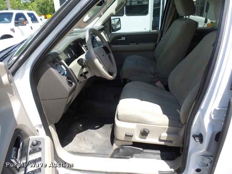 image for item BS9484 2011 Ford Expedition SUV