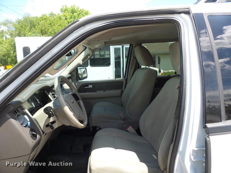 image for item BS9484 2011 Ford Expedition SUV