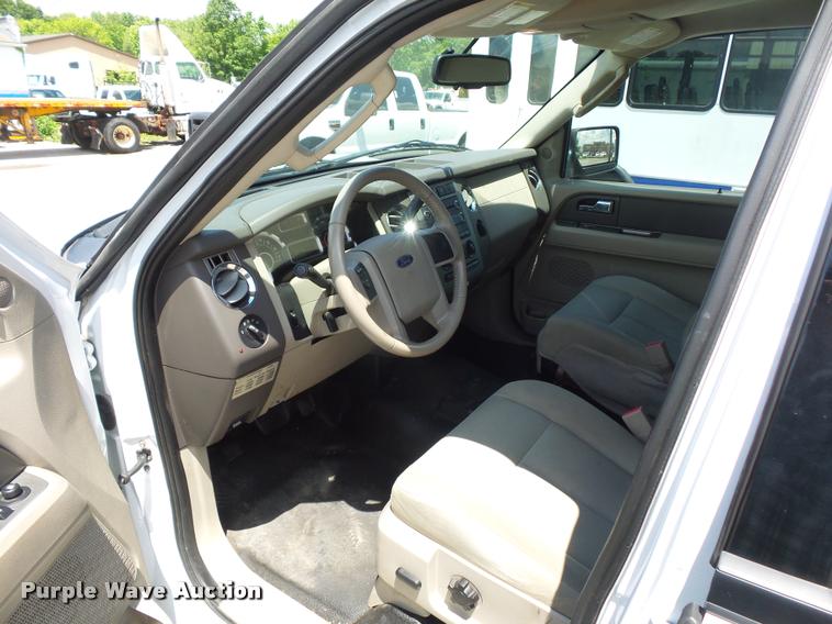 image for item BS9484 2011 Ford Expedition SUV