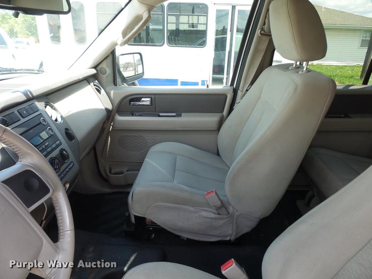 image for item BS9484 2011 Ford Expedition SUV