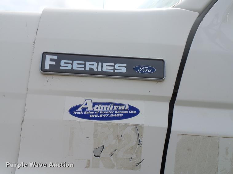 image for item BS9491 1995 Ford F800 Super Duty dump truck