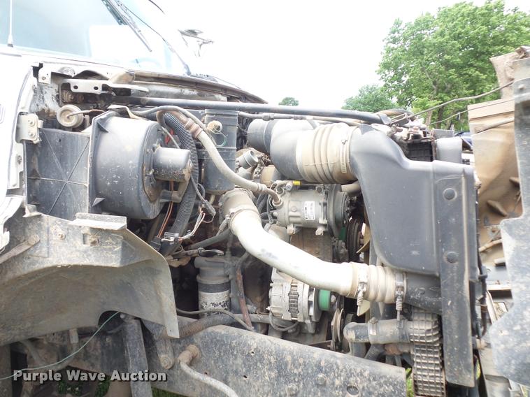 image for item BS9491 1995 Ford F800 Super Duty dump truck