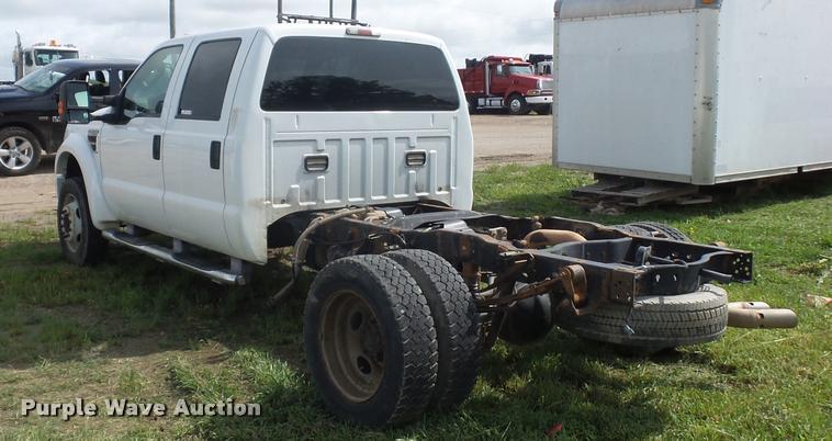image for item BS9494 2008 Ford F450 Super Duty Crew Cab pickup truck cab and chassis
