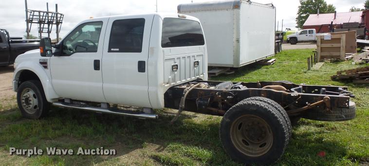 image for item BS9494 2008 Ford F450 Super Duty Crew Cab pickup truck cab and chassis