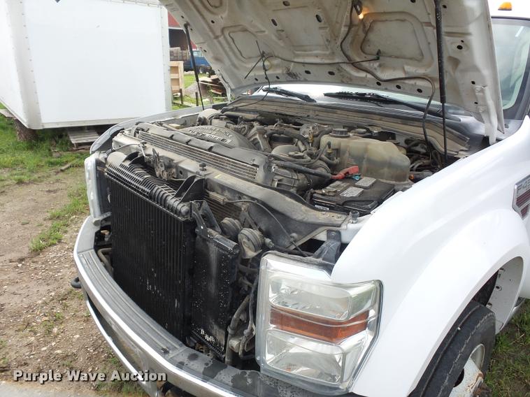 image for item BS9494 2008 Ford F450 Super Duty Crew Cab pickup truck cab and chassis