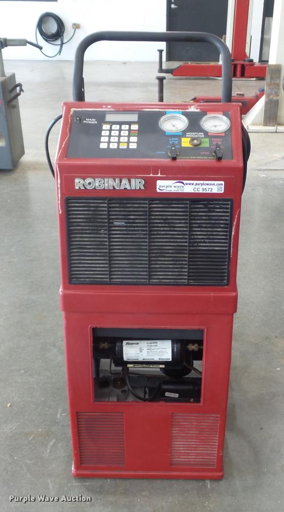 image for item CC9572 1995 Robinair 12134A AC recovery/recycling/recharging unit