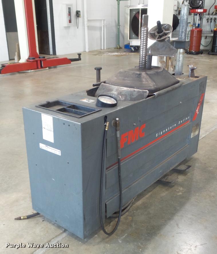 image for item CC9573 FMC 7600 center post tire machine